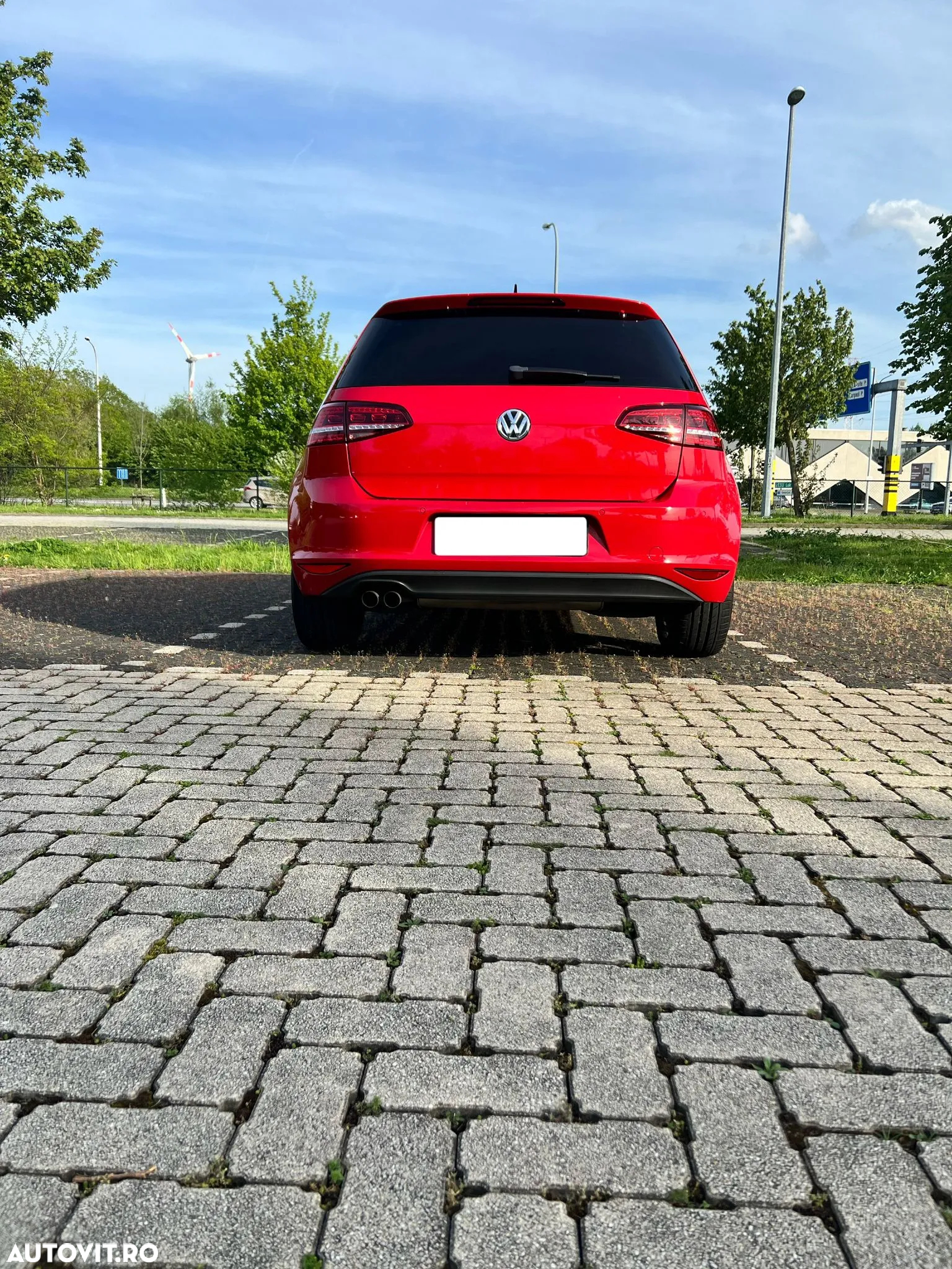 Volkswagen Golf 1.4 TSI BlueMotion Technology DSG Comfortline - 2