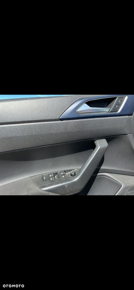 Volkswagen Polo - 14