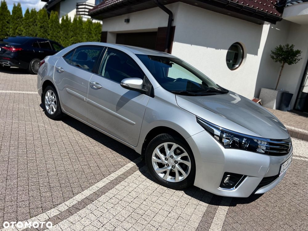 Toyota Corolla 1.6 Premium - 28