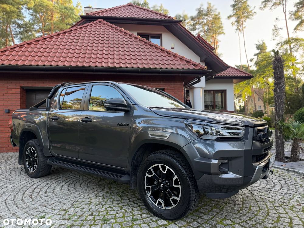 Toyota Hilux 2.8 D-4D mHEV Double Cab Invincible 4x4 - 1