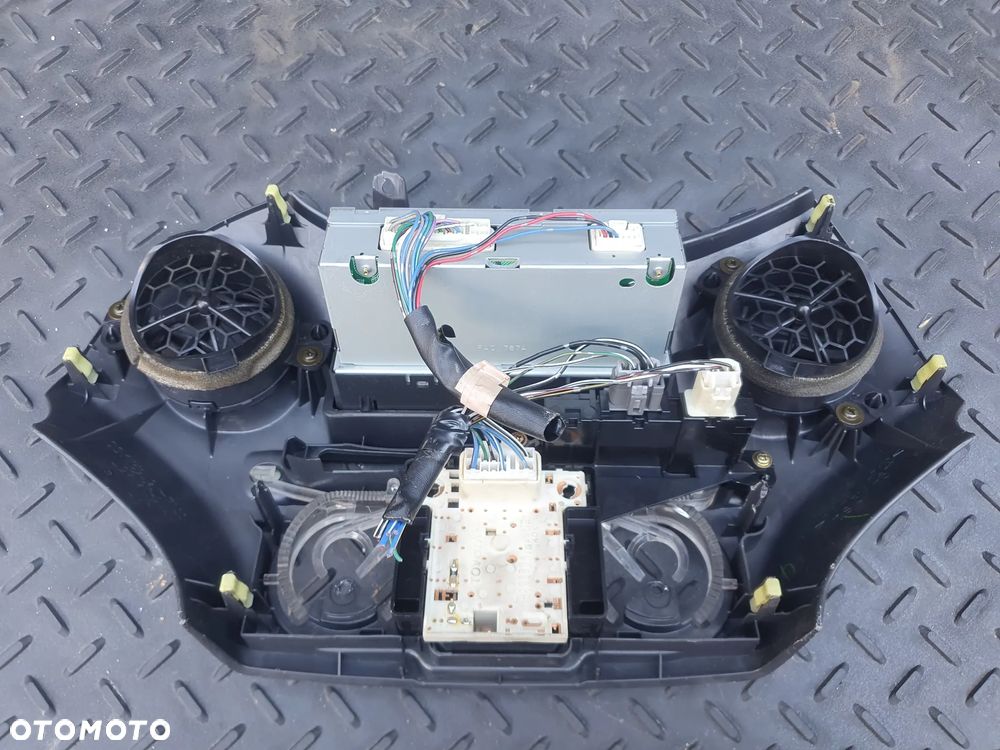 WYŚWIETLACZ RADIA TOYOTA YARIS I 86110-52140 RAMKA - 4