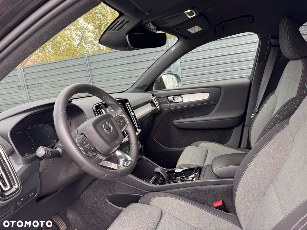 Volvo XC 40 T2 Essential - 10