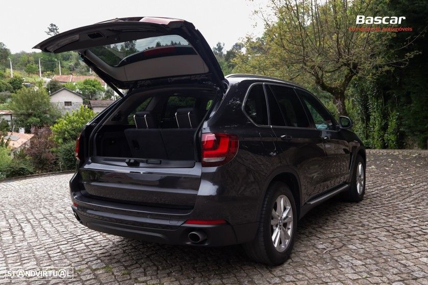 BMW X5 25 d sDrive Comfort 7L - 12