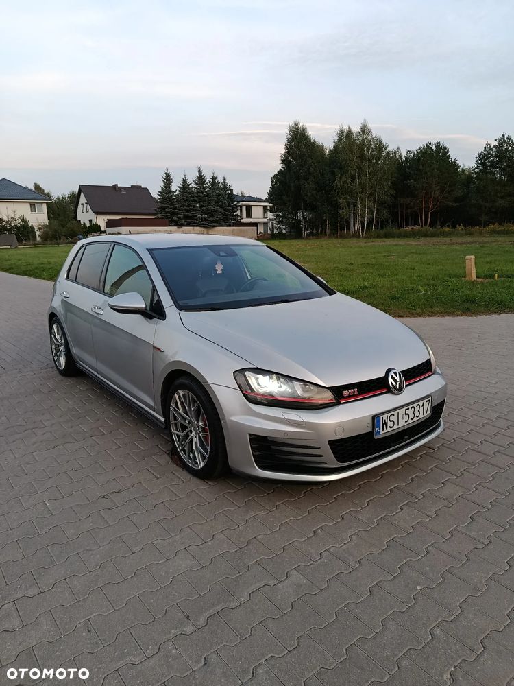 Volkswagen Golf 2.0 TSI BMT GTI Performance DSG - 3