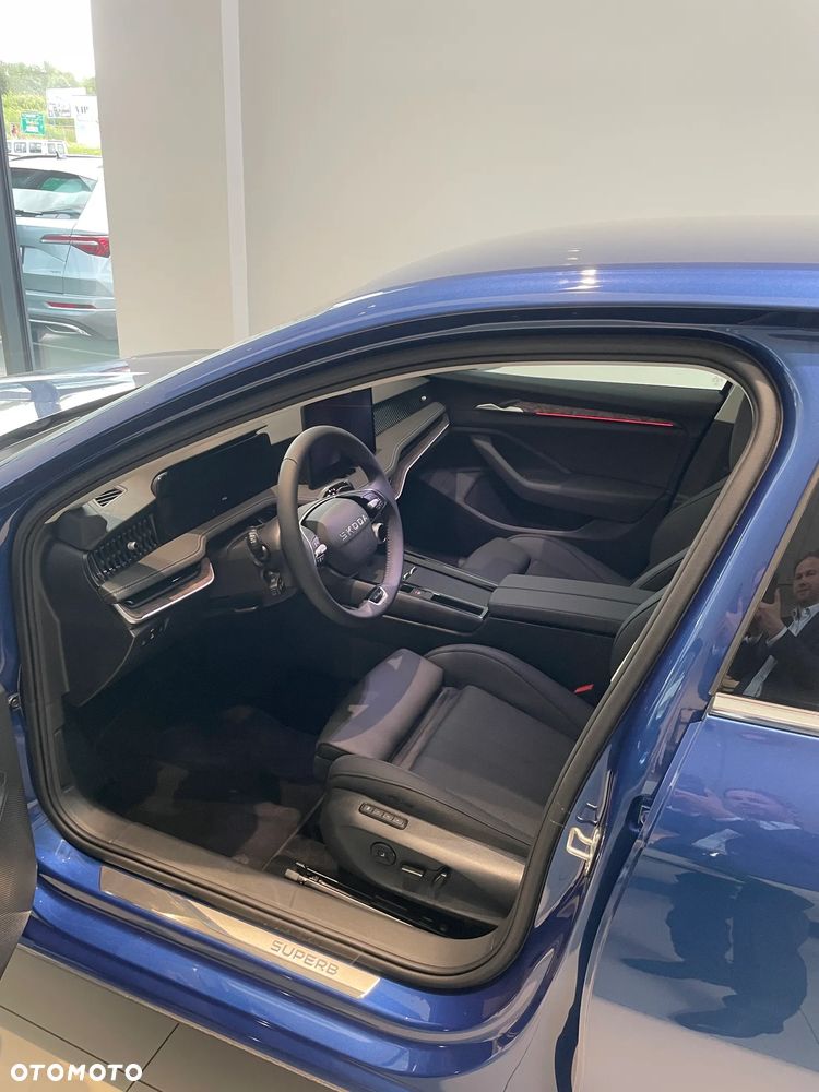 Skoda Superb 2.0 TSI L&K DSG - 6