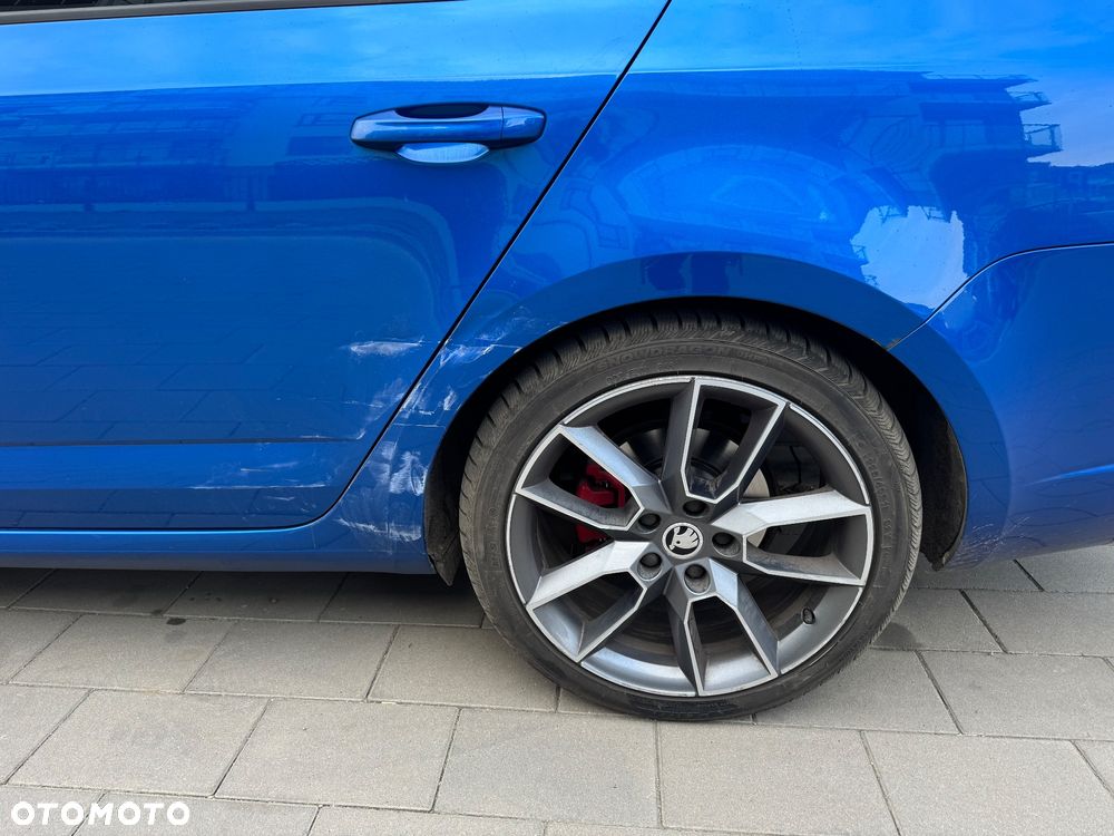Skoda Octavia 2.0 TDI RS - 17