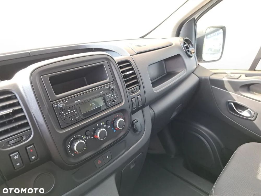 Renault Trafic Furgon L2H1 - 15