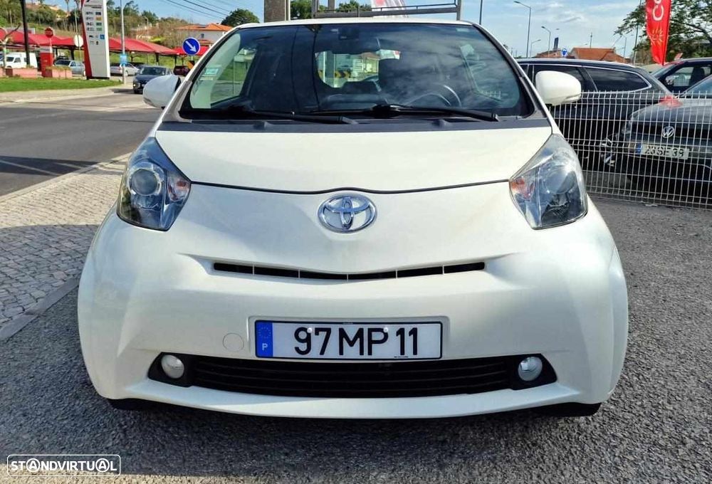 Toyota iQ 1.4 D-4D 2 - 32