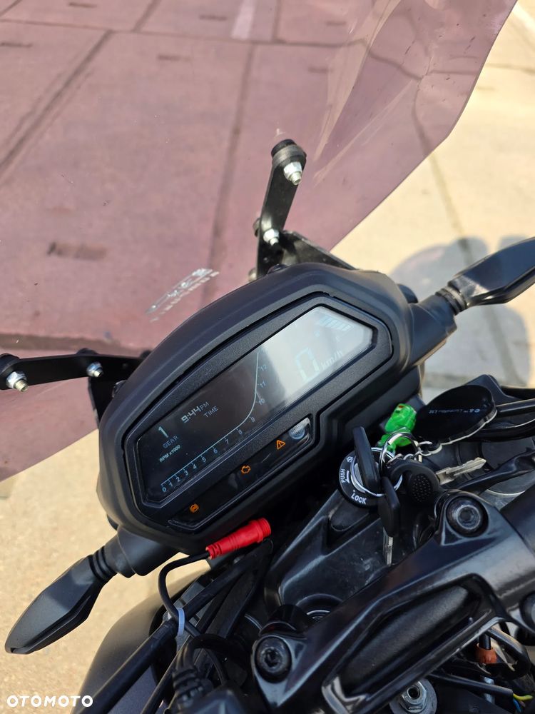 Bajaj Dominar 400 - 7