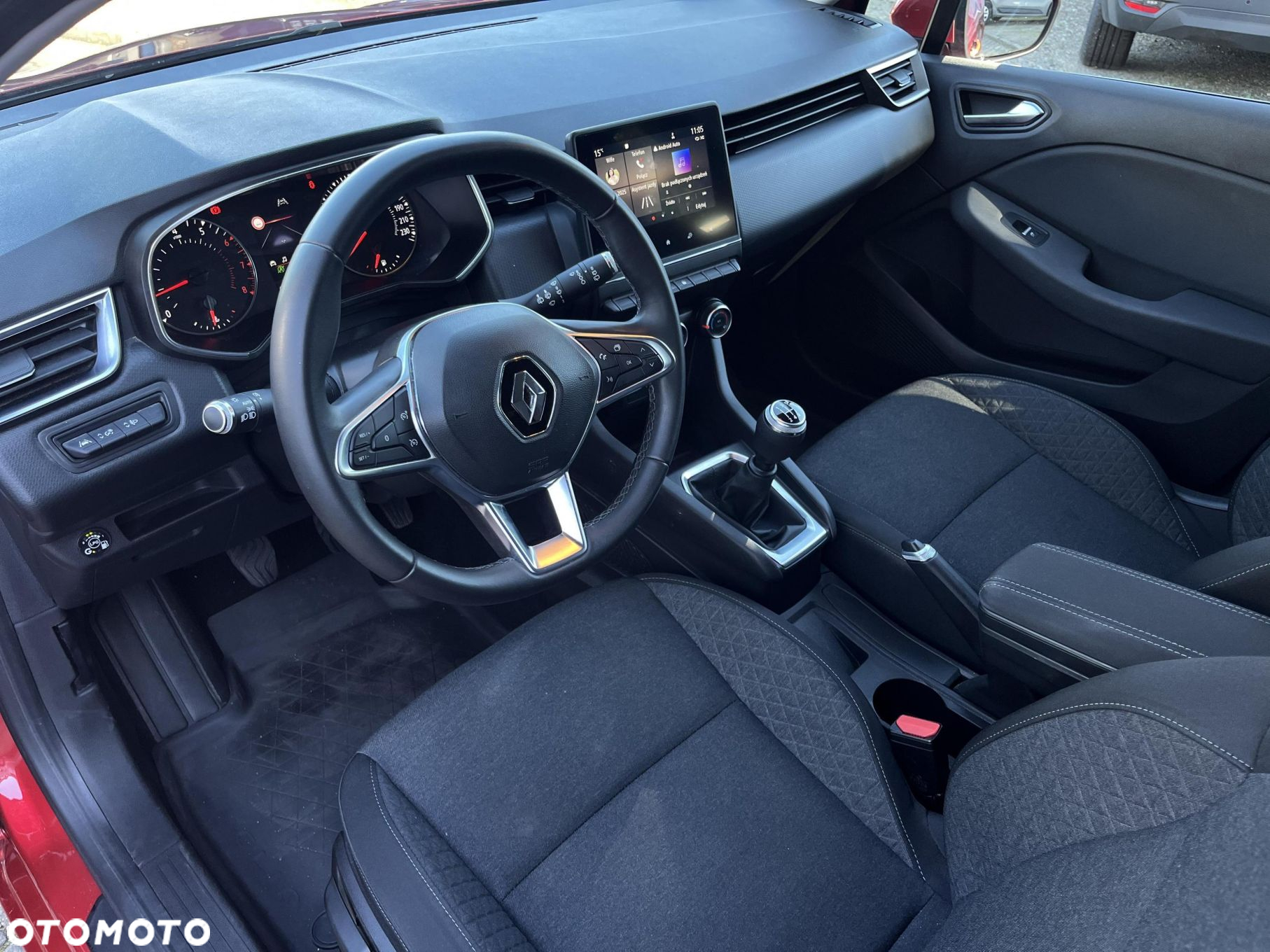 Renault Clio 1.0 TCe Zen - 9