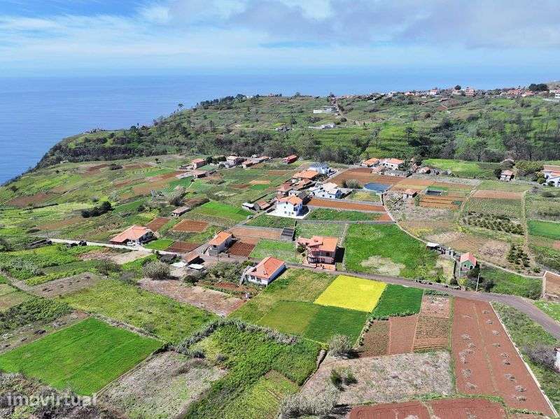 Terreno na Calheta em Maloeira - Grande imagem: 3/6