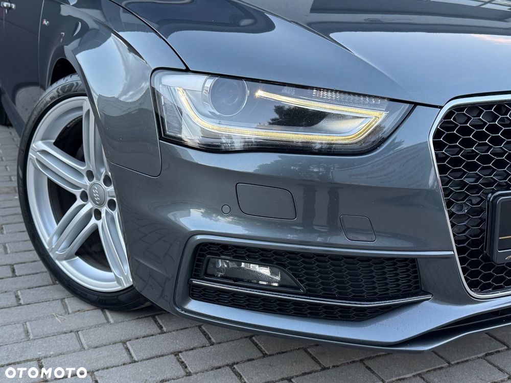 Audi A4 Avant 2.0 TDI DPF clean diesel S line Sportpaket - 13
