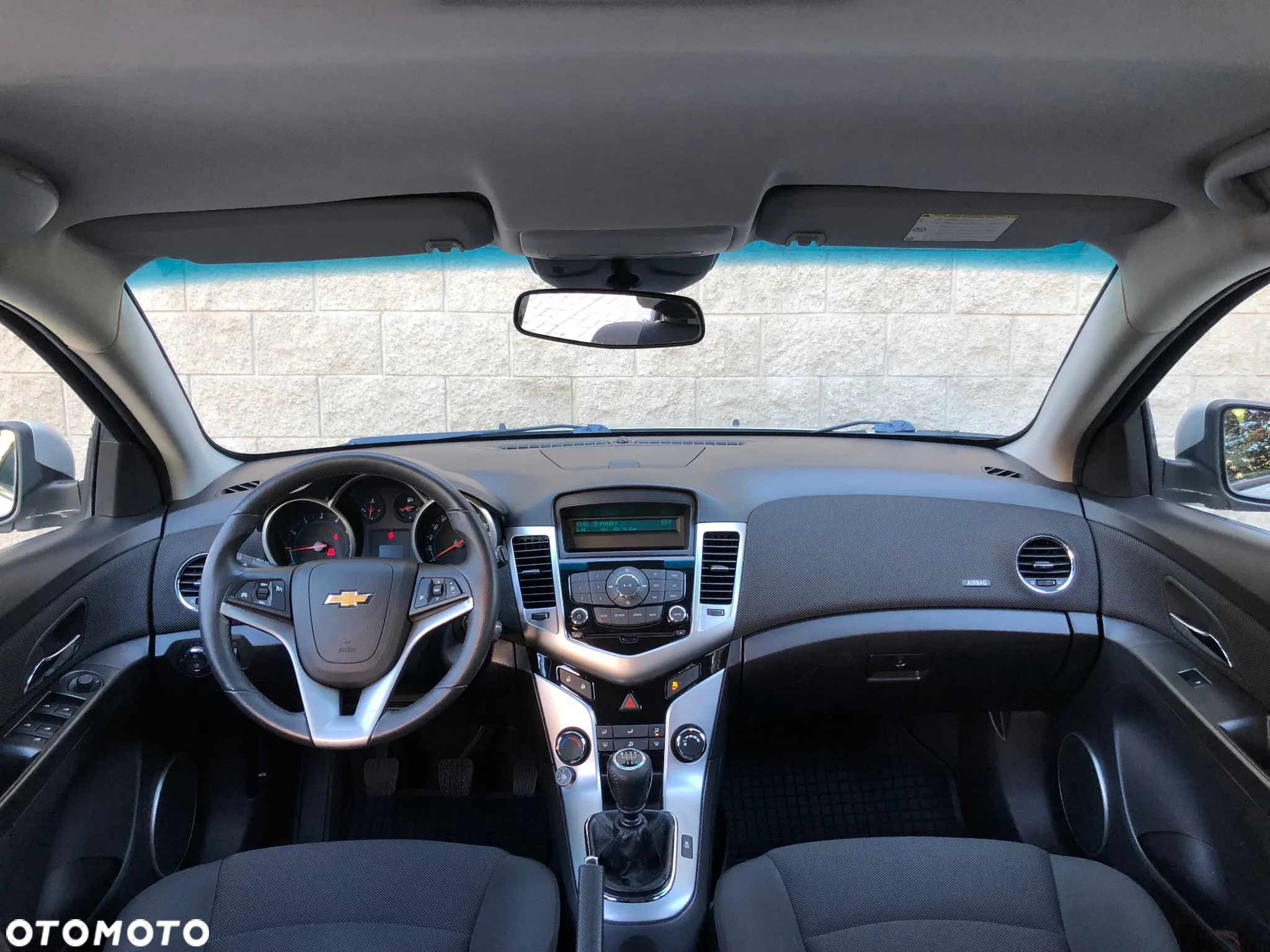 Chevrolet Cruze 1.6 LS - 12