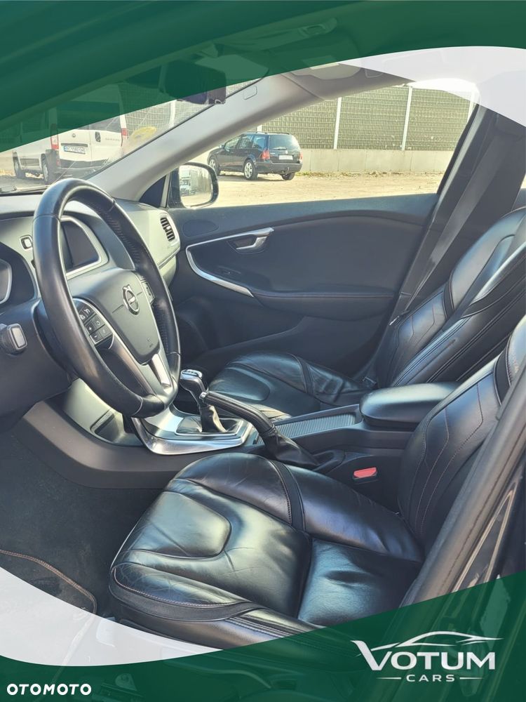 Volvo V40 D2 Ocean Race - 6