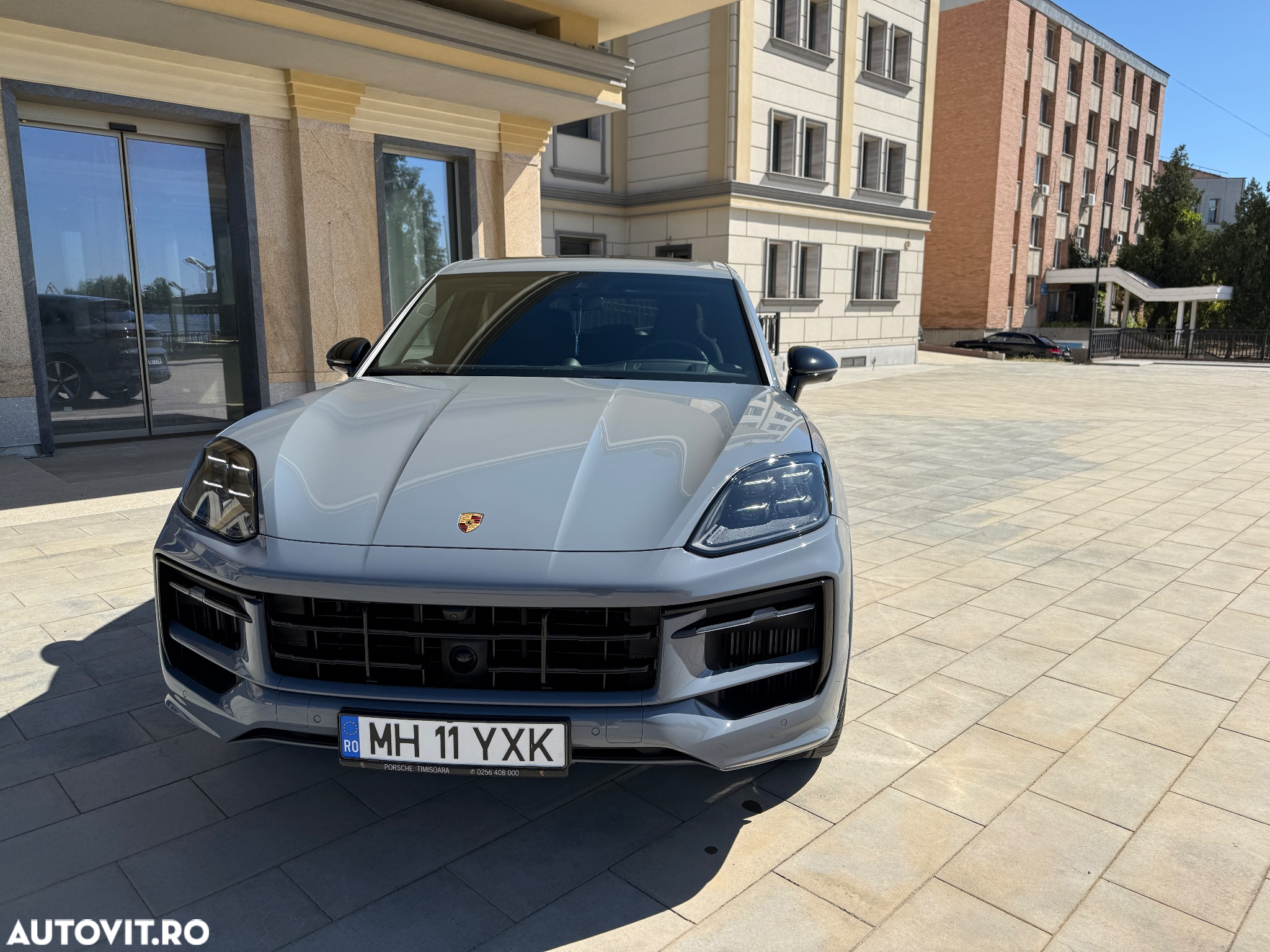 Porsche Cayenne S - 10