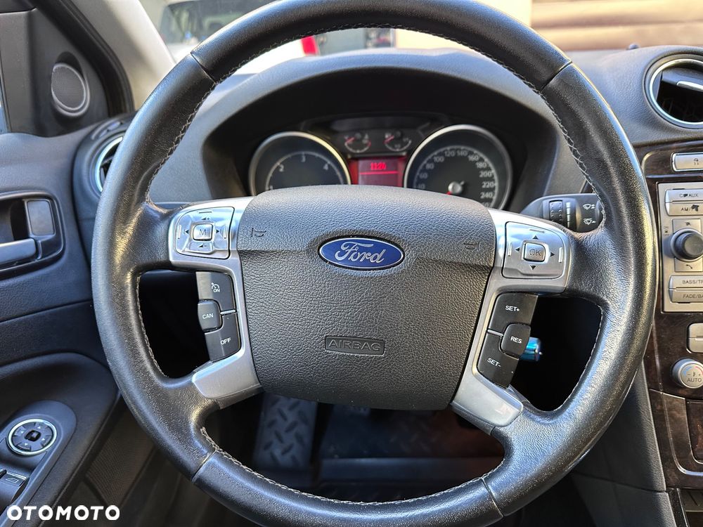 Ford Mondeo 2.0 TDCi Titanium - 30
