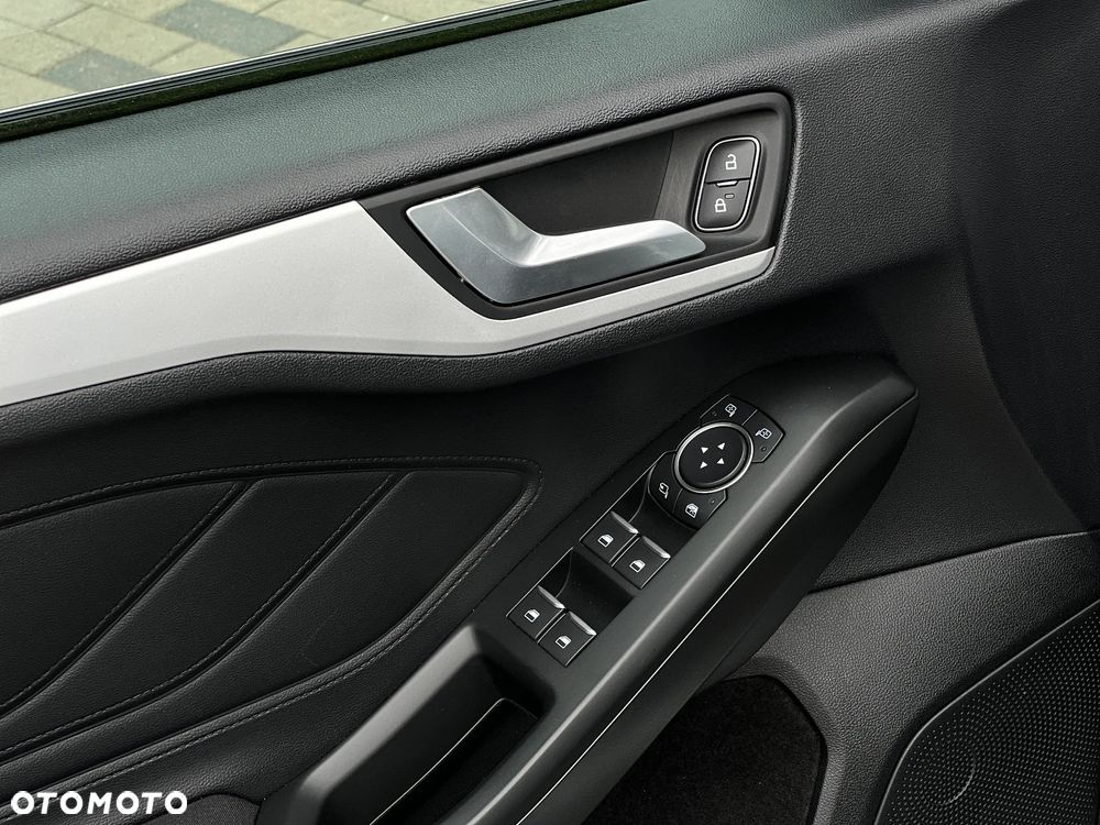 Ford Focus Turnier 1.5 EcoBlue Start-Stopp-System COOL&CONNECT - 29