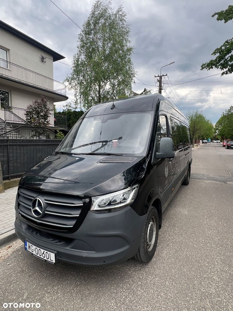 Mercedes-Benz Sprinter - 2