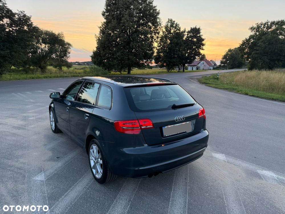 Audi A3 Sportback 2.0 TDI DPF Attraction - 6