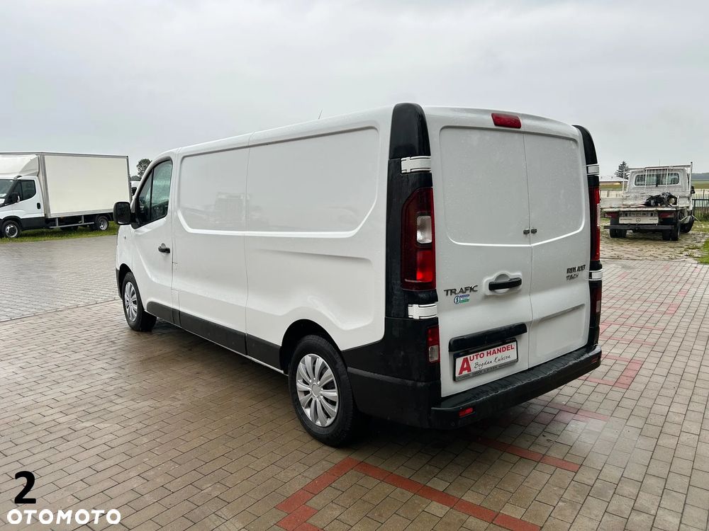 Renault Trafic - 15