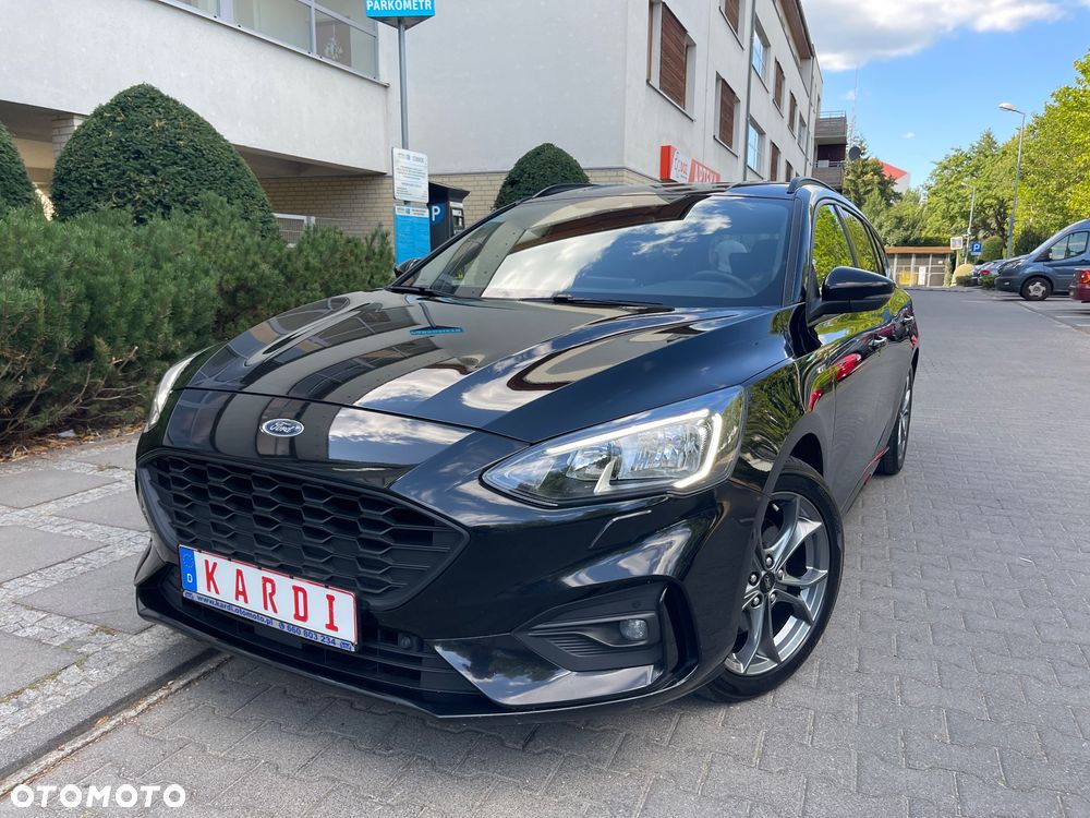 Ford Focus - 1