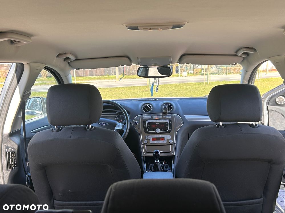 Ford Mondeo 2.0 TDCi Trend - 19