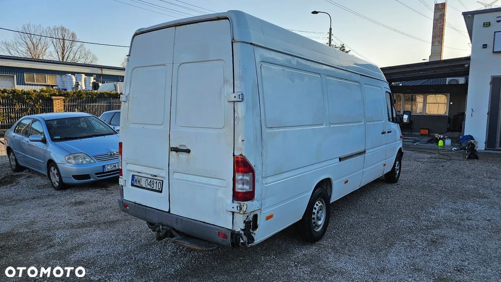 Mercedes-Benz Sprinter - 3