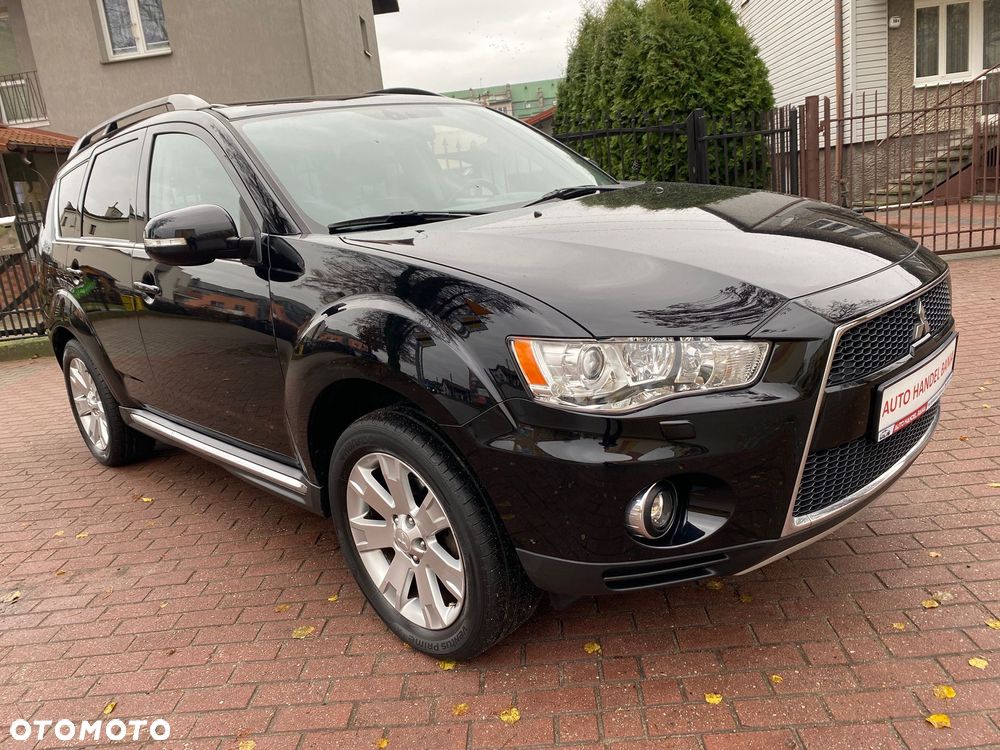 Mitsubishi Outlander 2.0 Intense + 2WD CVT - 31