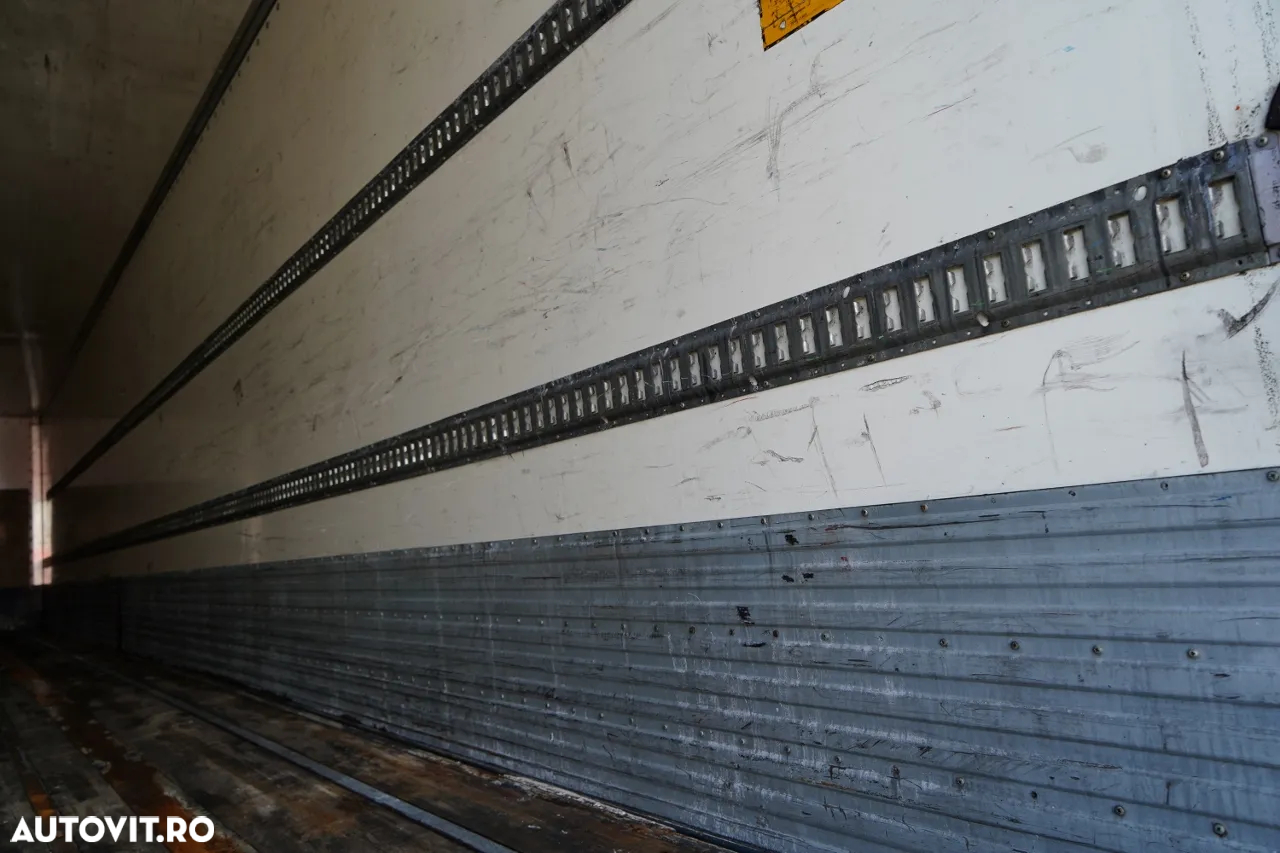 Fruehauf IZOTERMĂ / CONTAINER / KOFFER / PODEA FOARTE REZISTENTĂ: SLĂBĂ DE BALUSTRATĂ - 15