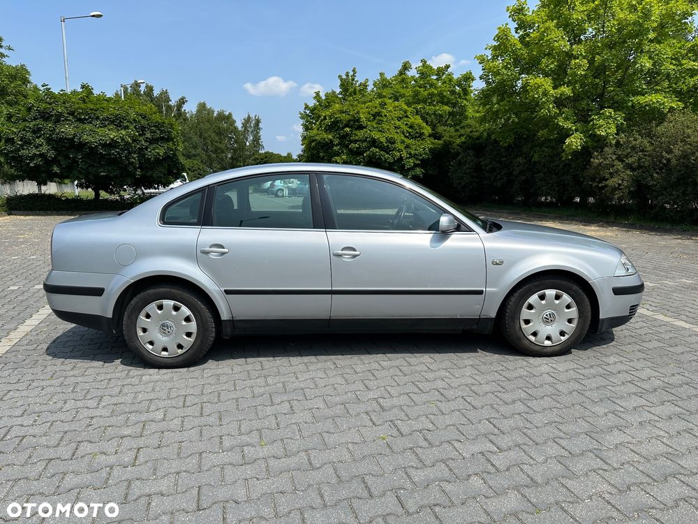 Volkswagen Passat 1.8T Comfortline - 5