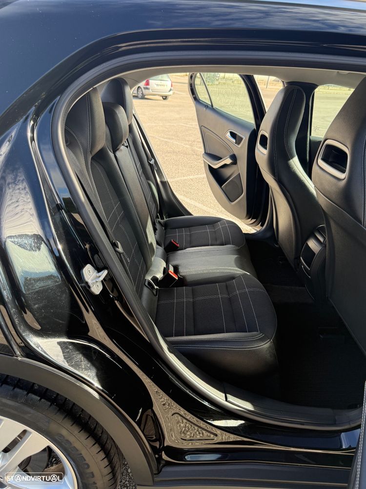 Mercedes-Benz GLA 180 CDI - 26