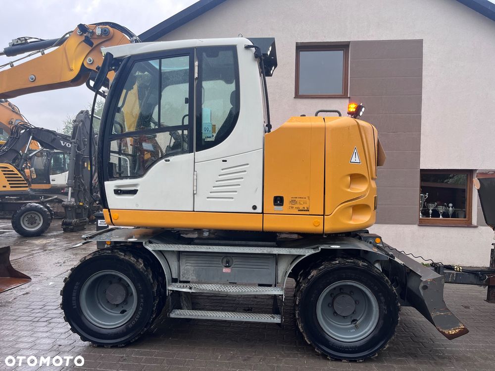 Liebherr A 910 Compact - 3