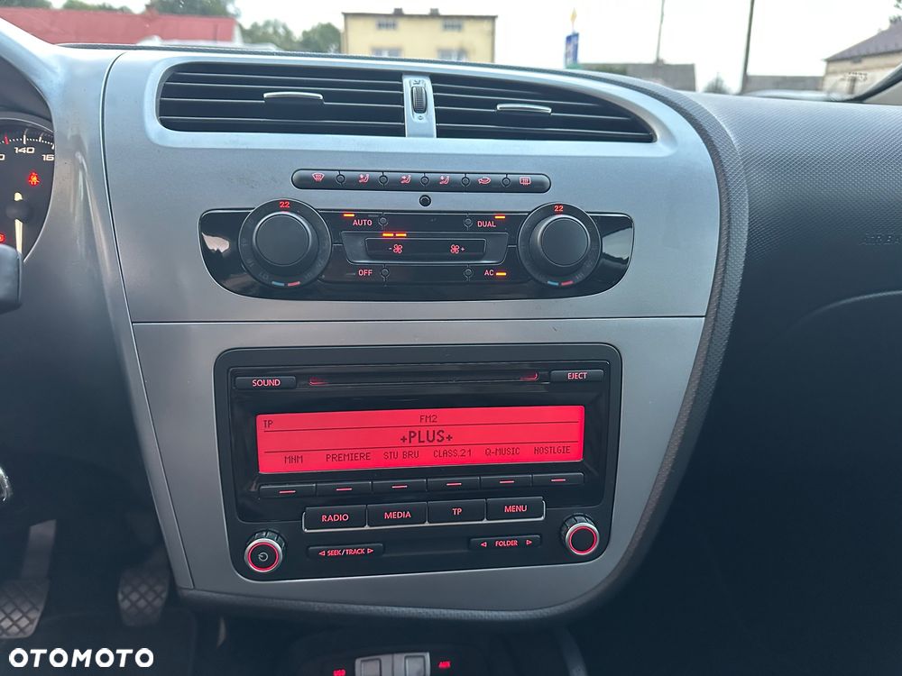 Seat Leon 1.6 TDI DPF Ecomotive Style - 11