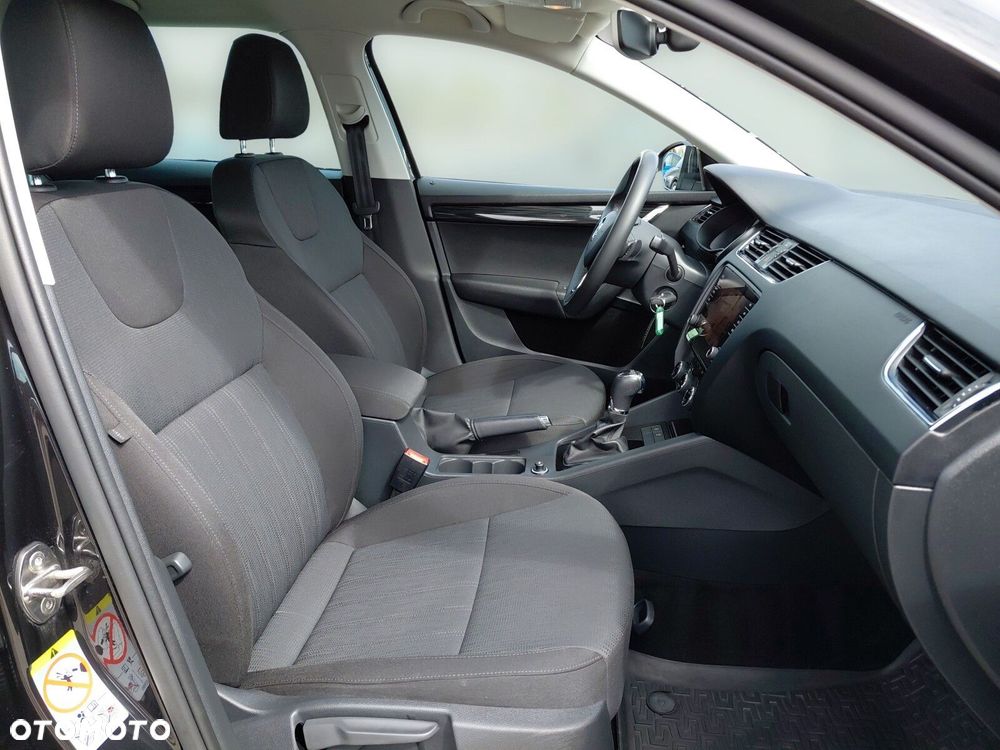 Skoda Octavia 1.4 TSI Style DSG - 11