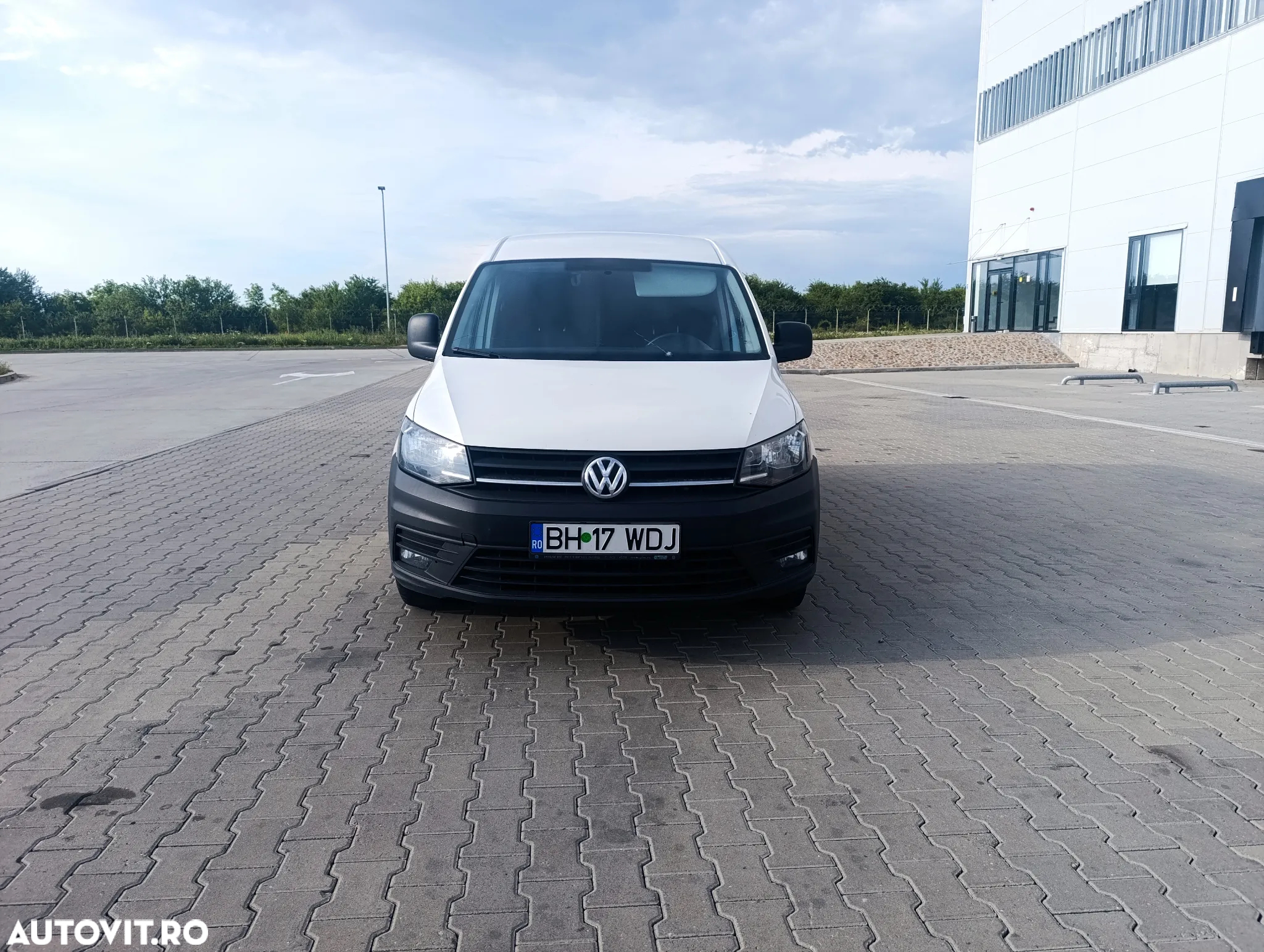 Volkswagen Caddy Maxi - 2