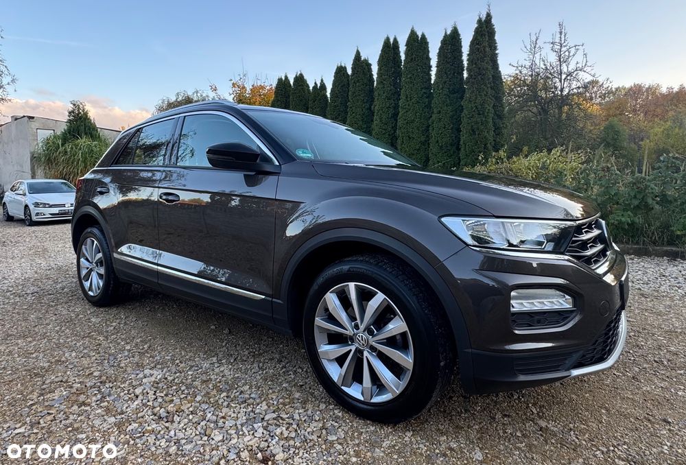 Volkswagen T-Roc - 13