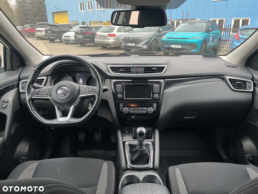 Nissan Qashqai 1.3 DIG-T ACENTA - 13