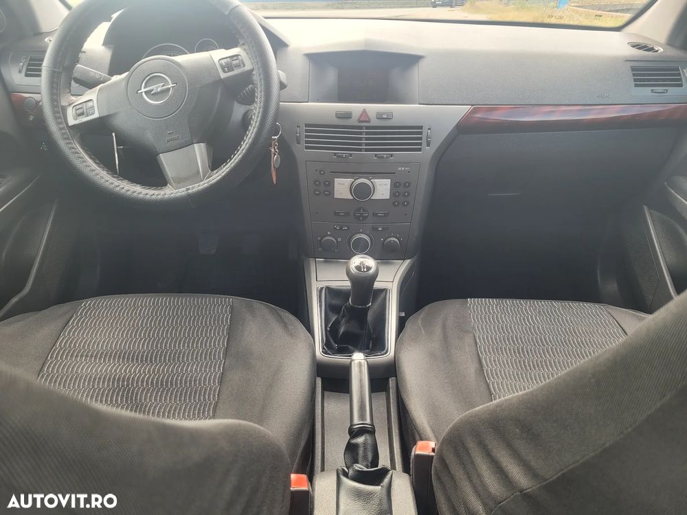 Opel Astra 1.8i Enjoy - 8
