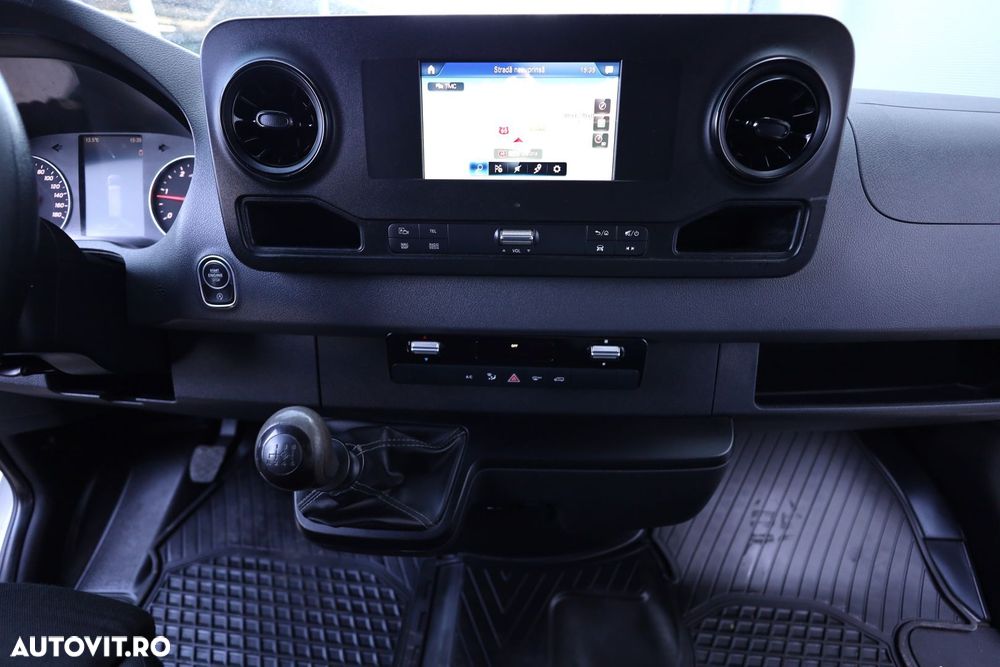 Mercedes-Benz Sprinter L3H2 - 17