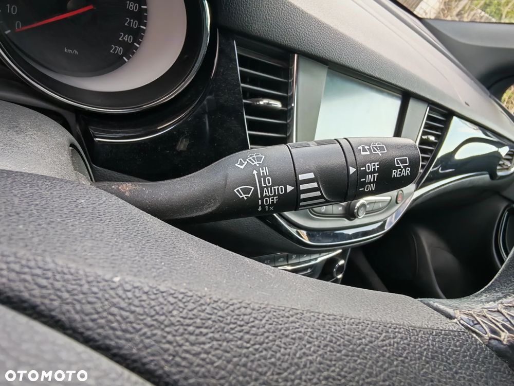 Opel Astra 1.4 T Dynamic - 25