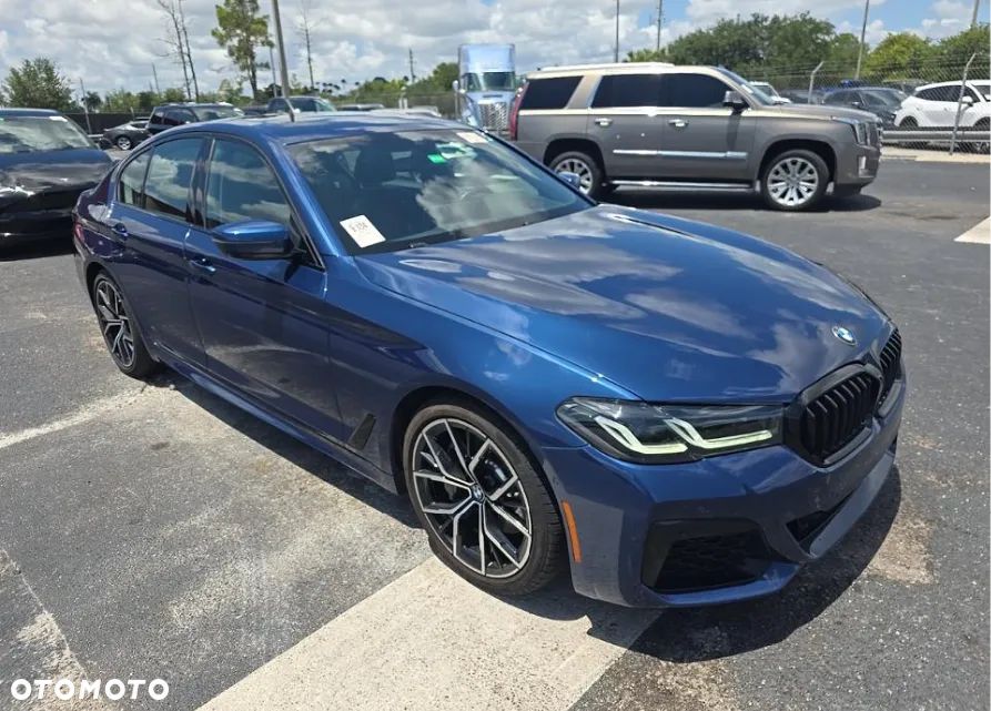 BMW Seria 5 530i xDrive M Sport Edition - 1