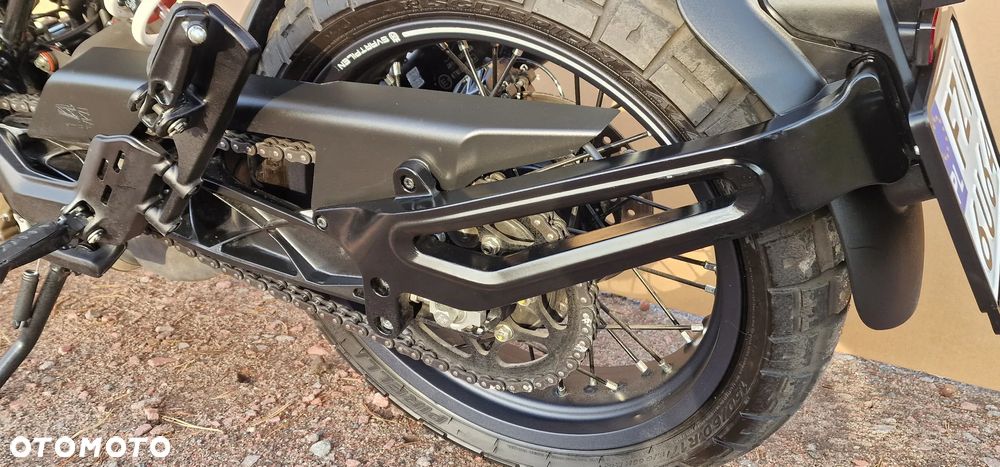 Husqvarna Svartpilen - 12