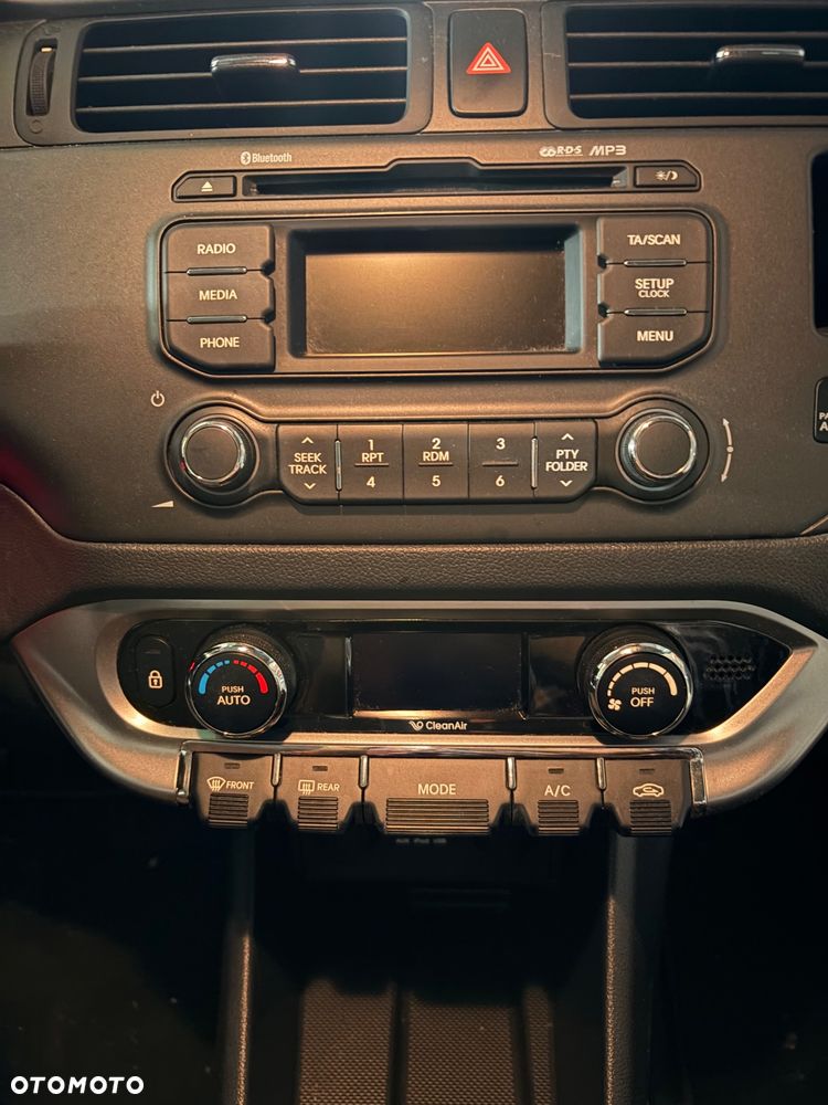 Kia Rio 1.4 Spirit - 15