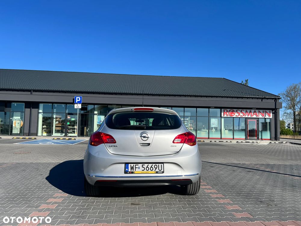 Opel Astra 1.6 CDTI Enjoy - 4