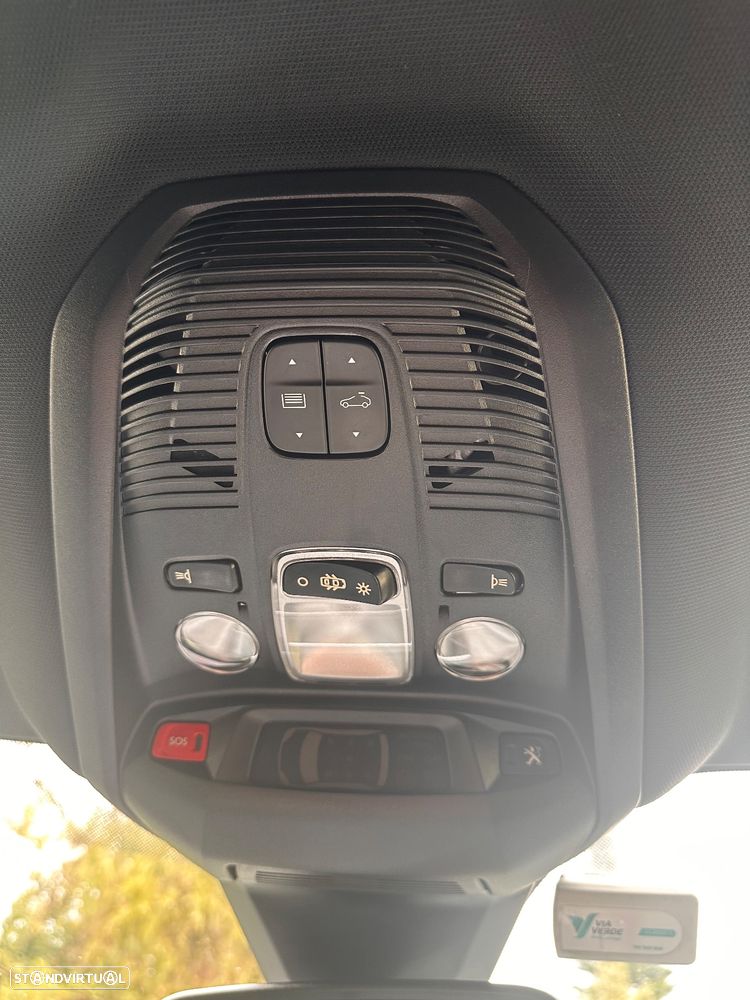 Peugeot 5008 1.5 BlueHDi Allure Pack EAT8 - 21