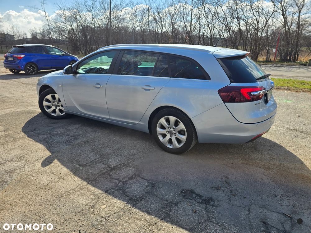 Opel Insignia - 23
