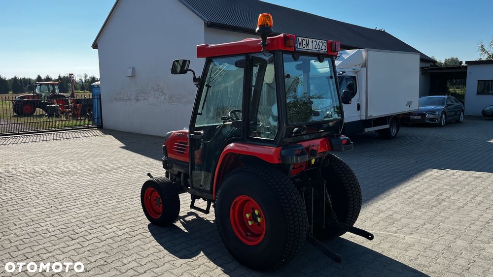 Kubota STV32 - 4