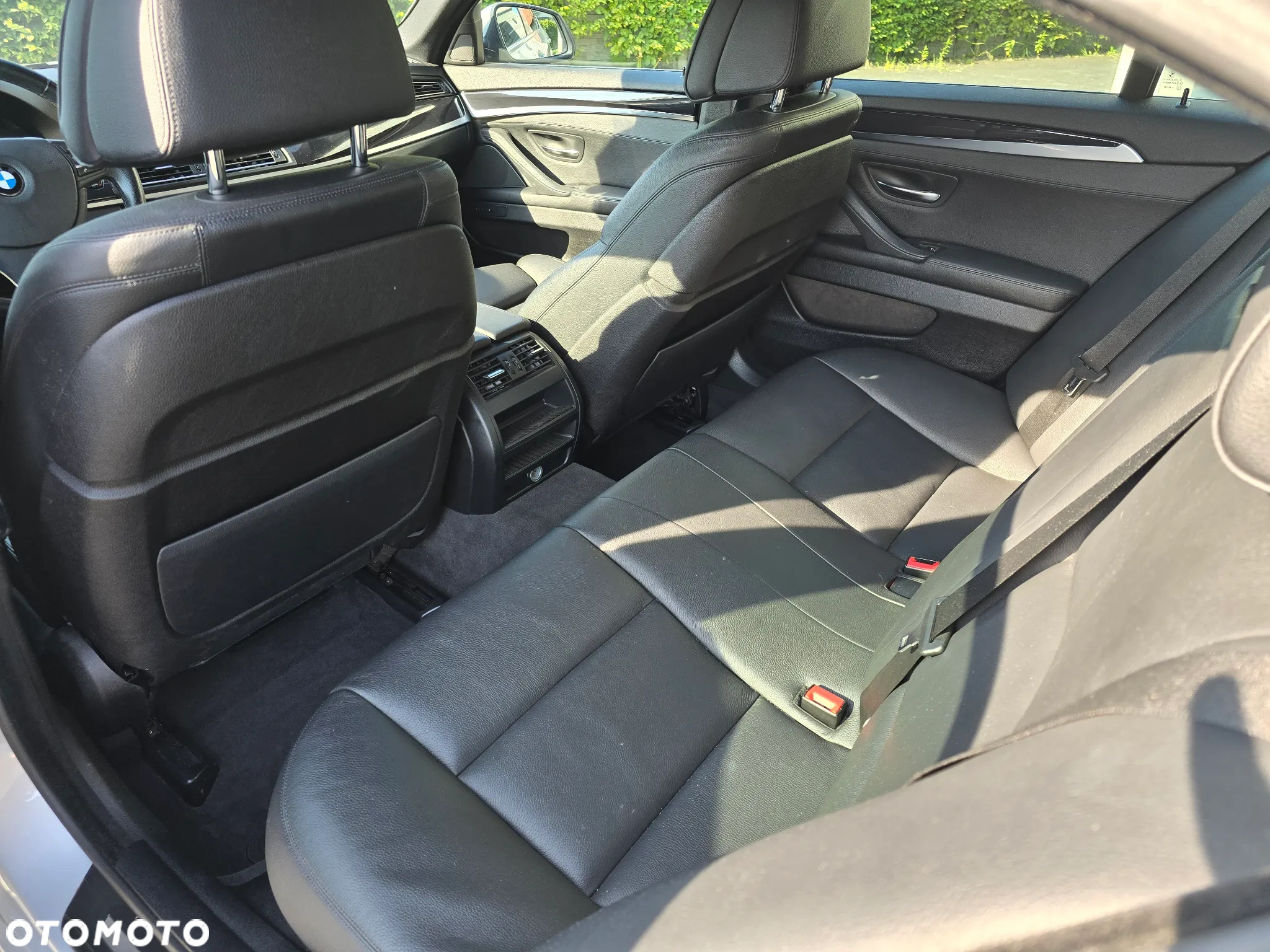 BMW Seria 5 520d Luxury Line - 11