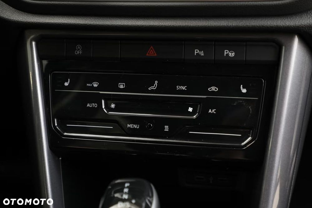 Volkswagen T-Roc 2.0 TDI SCR 4MOTION DSG Style - 23