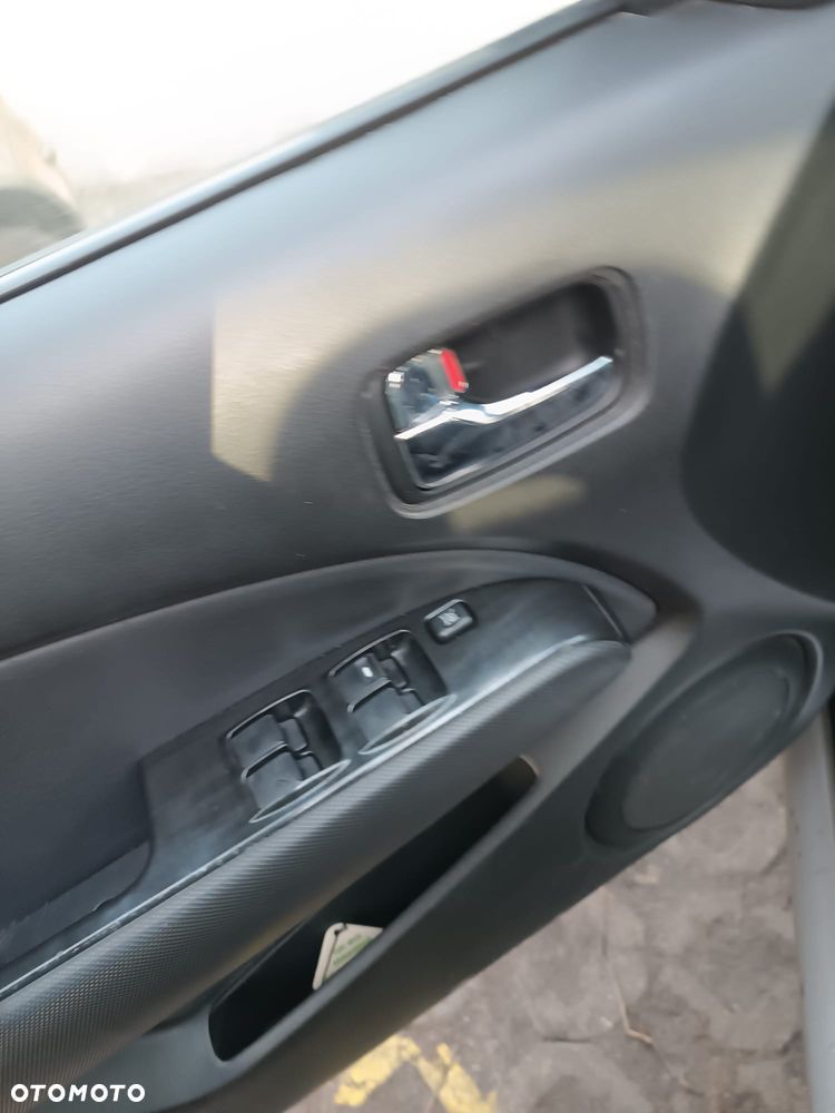 Mitsubishi Outlander 2.0 Comfort 4WD - 16